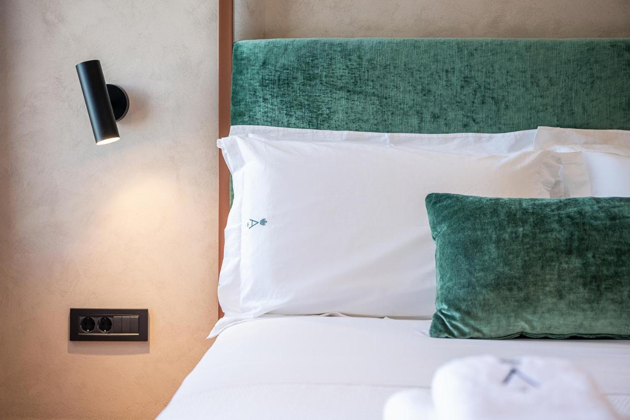 Anassa Chania Boutique * Khania